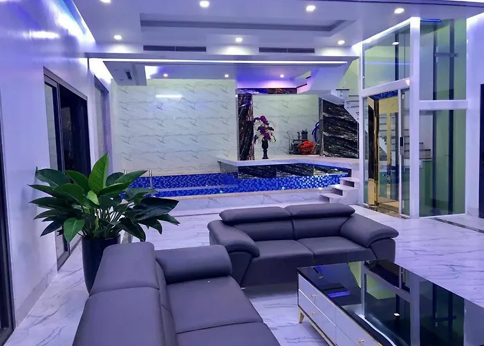 Golden Beach Hotel